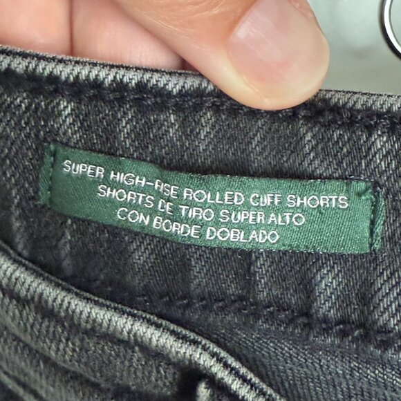 Wild Fable Super High Rise Rolled Cuff Shorts Size 14 Black/Grey Wash 2.5 inch - Picture 4 of 7